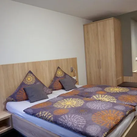 Gaestehaus Und Weingut Bernd Frieden Gæstehus 4*