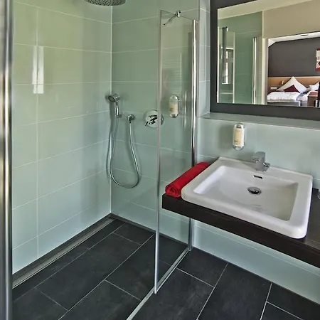 Gaestehaus Und Weingut Bernd Frieden Nittel