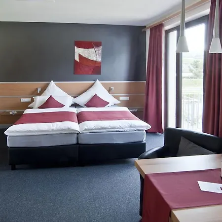 Gæstehus Gaestehaus Und Weingut Bernd Frieden Nittel