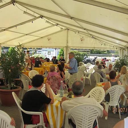 招待所 Gaestehaus Und Weingut Bernd Frieden